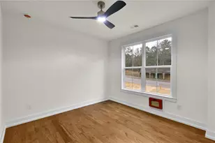 3367 Dodson Dr Connec, East Point, GA 30344 - Photo 32