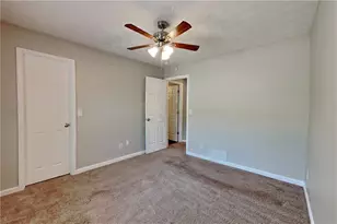 3945 Piper Glen Dr, Buford, GA 30519 - Photo 10