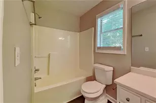 3945 Piper Glen Dr, Buford, GA 30519 - Photo 16