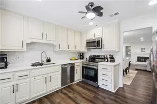 1390 Old Virginia Ct SE, Marietta, GA 30067 - Photo 8