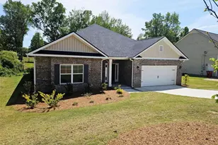 100 Scarlett Pl Dr, Bowdon, GA 30108 - Photo 2