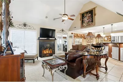 409 Leigh Court, Stockbridge, GA 30281 - Photo 4