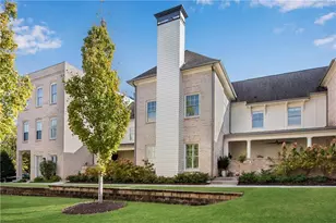 520 Clover Ct, Roswell, GA 30075 - Photo 2