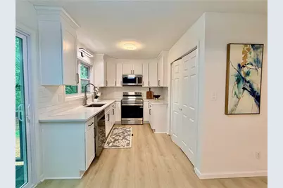 499 Hearth Place, Lawrenceville, GA 30043 - Photo 14