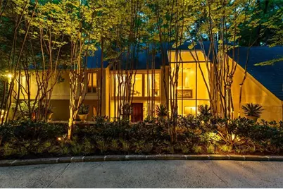4040 Whitewater Creek Road NW, Atlanta, GA 30327 - Photo 2