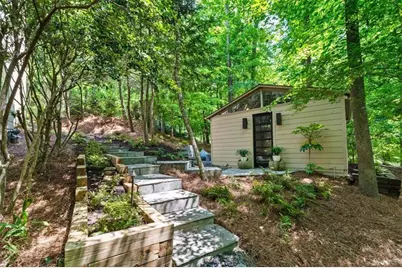 4040 Whitewater Creek Road NW, Atlanta, GA 30327 - Photo 72