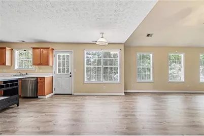 6716 Grey Rock Way, Lithonia, GA 30058 - Photo 6