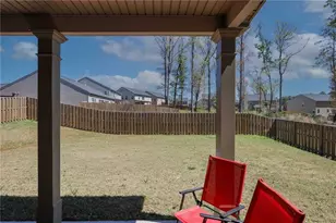 4077 Agnes Cir, Lithonia, GA 30038 - Photo 2