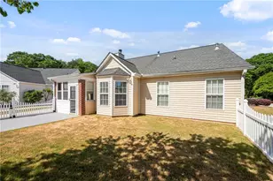 740 Jacoby Dr, Loganville, GA 30052 - Photo 2