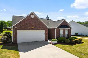 740 Jacoby Dr, Loganville, GA 30052 - Photo 26