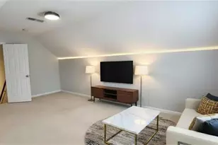 1281 Key Manor Ln, Lawrenceville, GA 30045 - Photo 12
