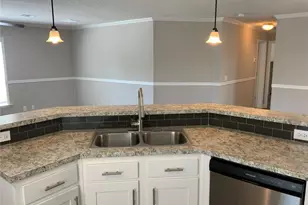 21 Hillandale St, Newnan, GA 30263 - Photo 8