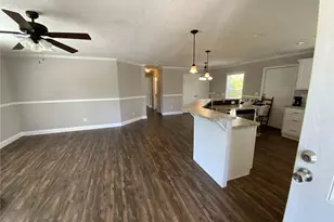 21 Hillandale St, Newnan, GA 30263 - Photo 6