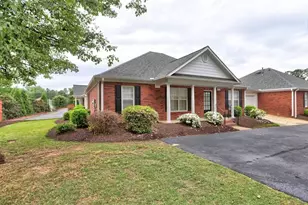 512 Courtyard Way, Woodstock, GA 30189 - Photo 2