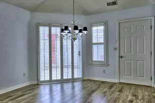 512 Courtyard Way, Woodstock, GA 30189 - Photo 18