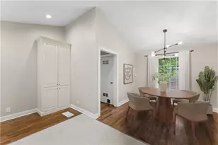 1474 Alverado Way, Decatur, GA 30032 - Photo 6