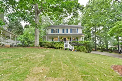 5010 Shallow Ridge Road NE, Kennesaw, GA 30144 - Photo 2