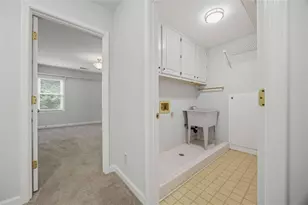 7525 S Spalding Lake Dr, Sandy Springs, GA 30350 - Photo 32