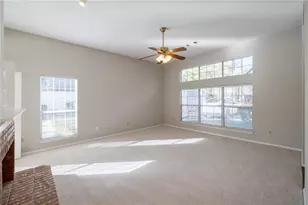 10950 Pinehigh Dr, Alpharetta, GA 30022 - Photo 4