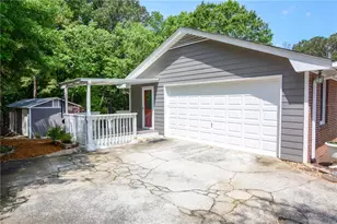 1657 Hewatt Rd SW, Lilburn, GA 30047 - Photo 34