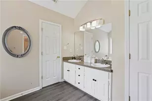1300 Sunflower Ct, Locust Grove, GA 30248 - Photo 18
