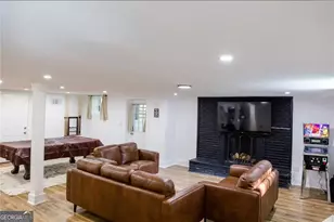 280 W Lake Dr NW, Atlanta, GA 30314 - Photo 24