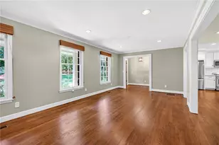 2070 Clay Dr NE, Sandy Springs, GA 30350 - Photo 16