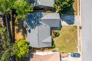 2110 Racquet Club Circle, Lawrenceville, GA 30043 - Photo 40