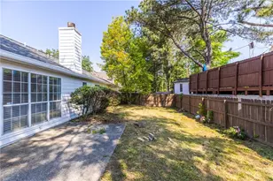 2110 Racquet Club Circle, Lawrenceville, GA 30043 - Photo 34