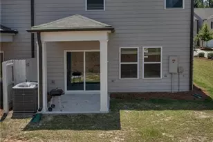 1472 Villageside Ct, Lawrenceville, GA 30043 - Photo 4