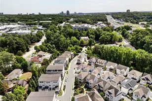 2016 Wheaton Wy, Atlanta, GA 30328 - Photo 42
