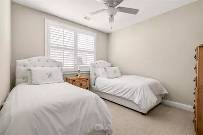 2016 Wheaton Way, Atlanta, GA 30328 - Photo 32