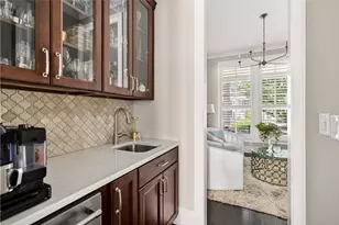 2016 Wheaton Wy, Atlanta, GA 30328 - Photo 24