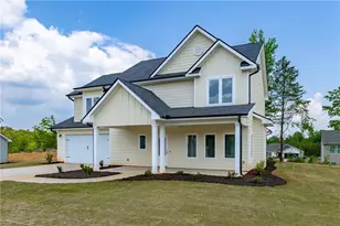 118 Boulder Dr, Toccoa, GA 30577 - Photo 4