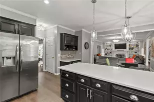 2349 Meadow Isle Ln, Lawrenceville, GA 30043 - Photo 16