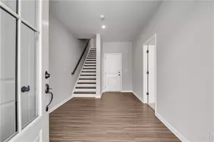 660 Devon Aly, Acworth, GA 30102 - Photo 2