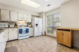603 Wedgewood Way, Atlanta, GA 30350 - Photo 4