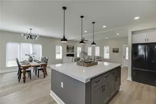 137 Boulder Dr, Toccoa, GA 30577 - Photo 16