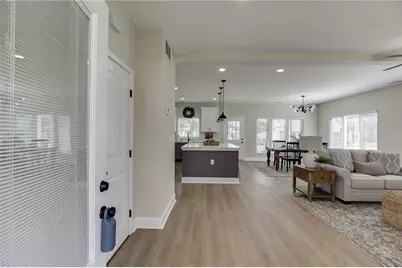 137 Boulder Drive, Toccoa, GA 30577 - Photo 2
