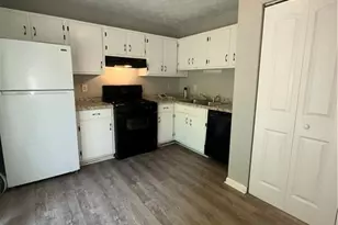 358 Pin Oak Ct SW, Marietta, GA 30008 - Photo 10