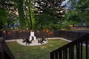 216 Sisson Ave NE, Atlanta, GA 30317 - Photo 4