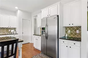2920 Dowell Farm Trace SW, Marietta, GA 30064 - Photo 14