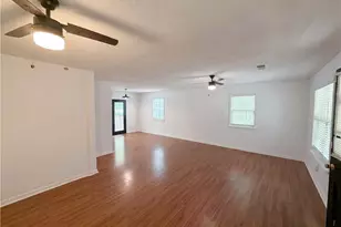 2860 Oxford Rd, Atlanta, GA 30349 - Photo 4