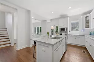 200 Glenlake Commons Dr, Decatur, GA 30030 - Photo 12
