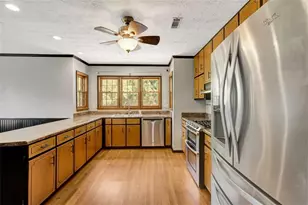 110 Beacon Dr, Fayetteville, GA 30215 - Photo 14