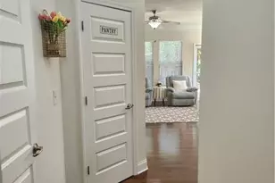 4874 Stratford Ln, Alpharetta, GA 30022 - Photo 2