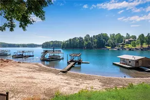 6381 Lakeview Dr, Buford, GA 30518 - Photo 30