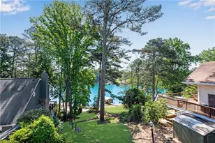 6381 Lakeview Dr, Buford, GA 30518 - Photo 24