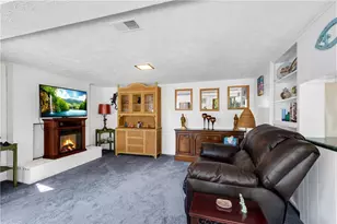 6381 Lakeview Dr, Buford, GA 30518 - Photo 14