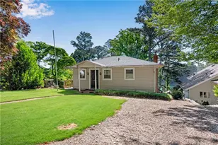 6381 Lakeview Dr, Buford, GA 30518 - Photo 4